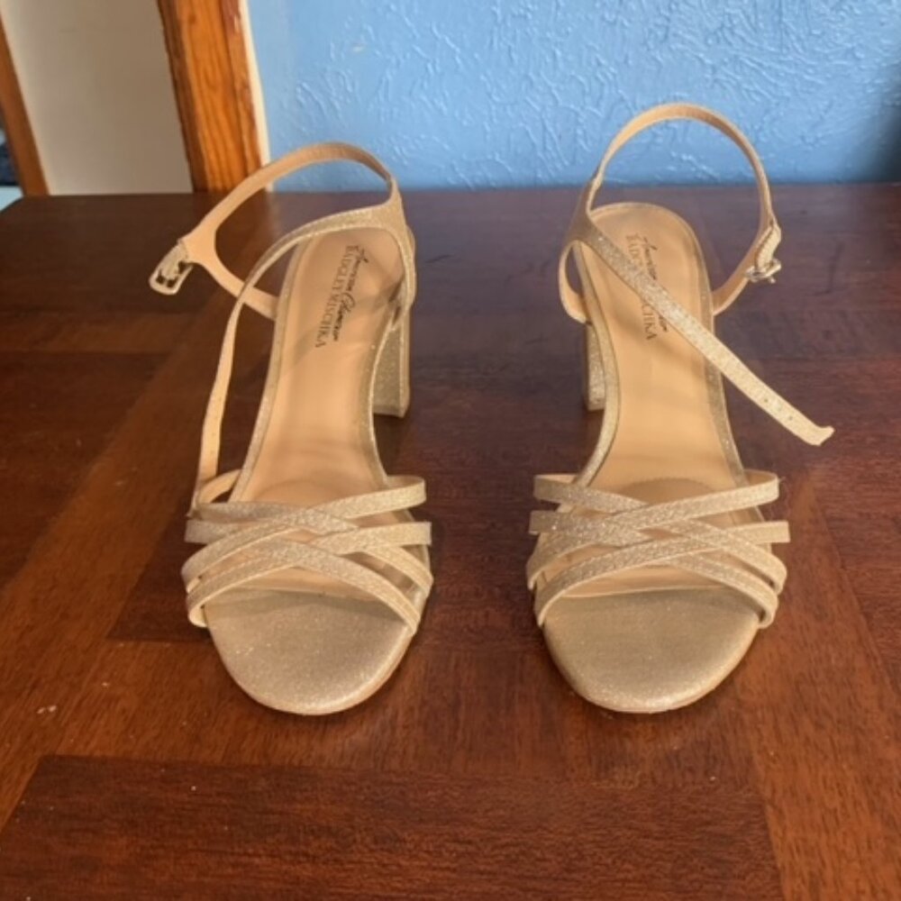 American Glamour Badgley Mischka Heels size 9